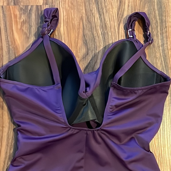 NWOT Miraclesuit Razzel Dazzle Siren One piece - Picture 9 of 15